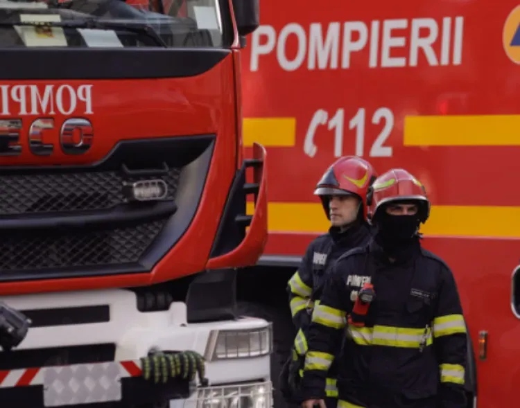 Alarmă de incendiu la o bancă din Cluj-Napoca, după ce un cablu electric s-a topit