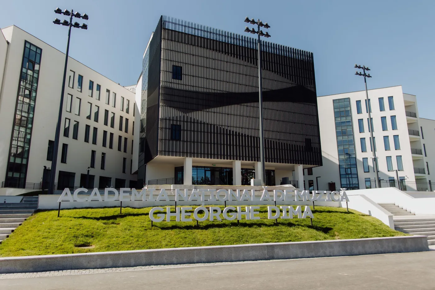 Amfiteatru de aproape 2.000 de locuri, construit în campusul Academiei de Muzică din Cluj-Napoca