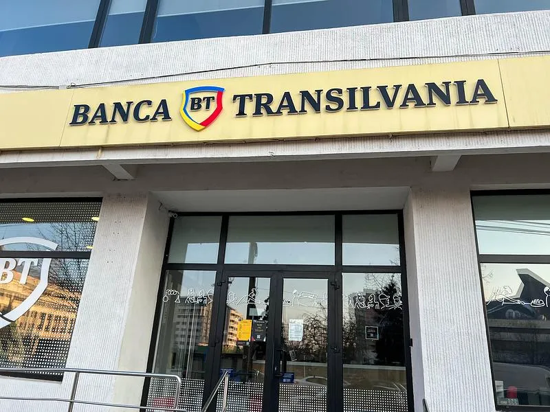 Banca Transilvania primește rating peste cel al României de la Fitch