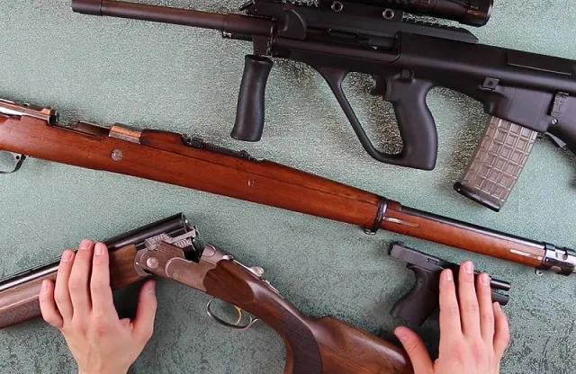 Curtea de Apel Cluj a blocat confiscarea unei arme într-un dosar de deținere ilegală, după o omisiune procedurală