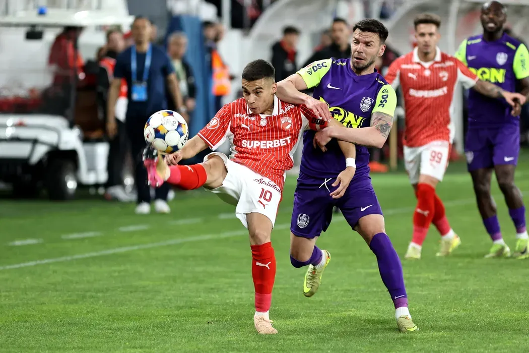 Dinamo și CFR Cluj au încheiat la egalitate. CFR merge în preliminariile Conference League
