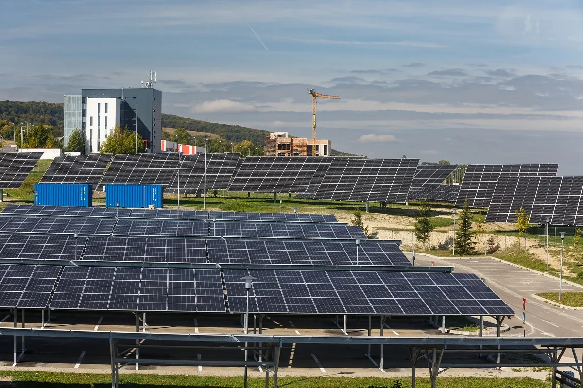 Două comune din Cluj vor avea parcuri fotovoltaice pentru consumul propriu