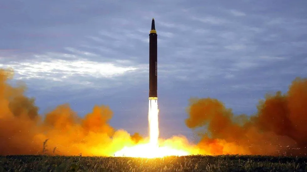 Ecocidul, consecință catastrofală a armelor nucleare