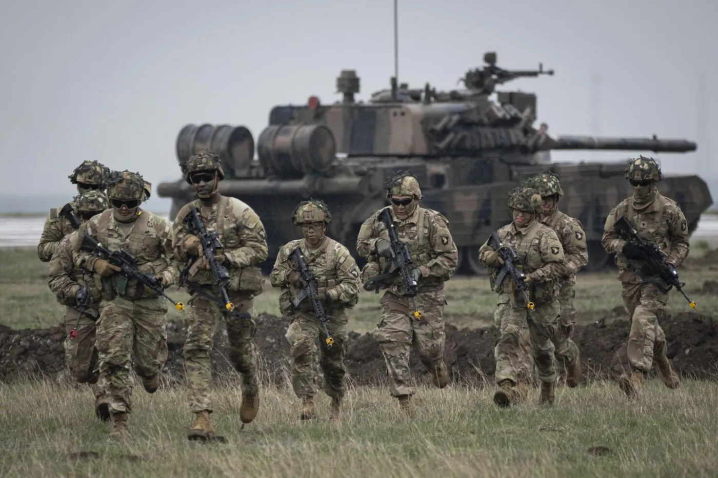 NATO va înființa un al doilea corp de armată