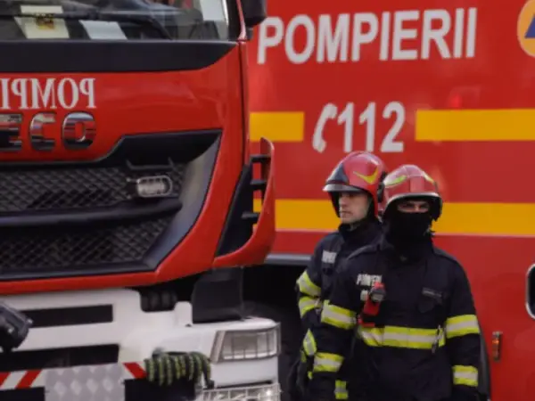 Alarmă de incendiu la o bancă din Cluj-Napoca, după ce un cablu electric s-a topit