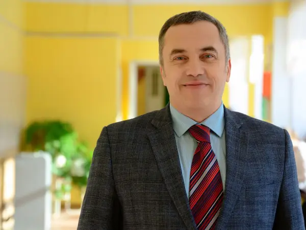 Clienții continuă să aștepte servicii excelente...