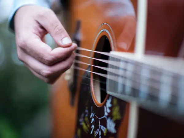 Cluj Folk Fest 2026 aduce trei zile de concerte, concurs de talente și tabără folk la Cluj-Napoca