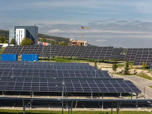 Două comune din Cluj vor avea parcuri fotovoltaice pentru consumul propriu