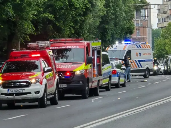 Două persoane rănite într-un accident pe Bulevardul Nicolae Titulescu din Cluj-Napoca