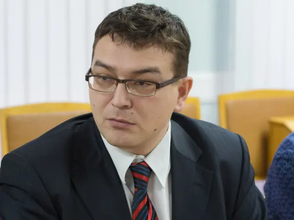 Jargonul corporatist, eficienţă sau reflex?