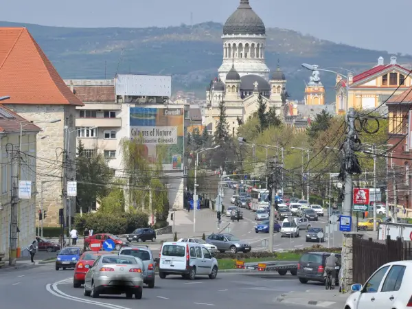 Nemulțumiri pe Calea Turzii, clujenii reclamă blocaje mari și lipsa benzilor dedicate pentru autobuze