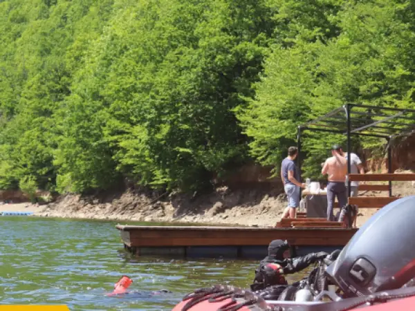 Punct de intervenție Salvamont pe Lacul Tarnița, după creșterea numărului de accidente